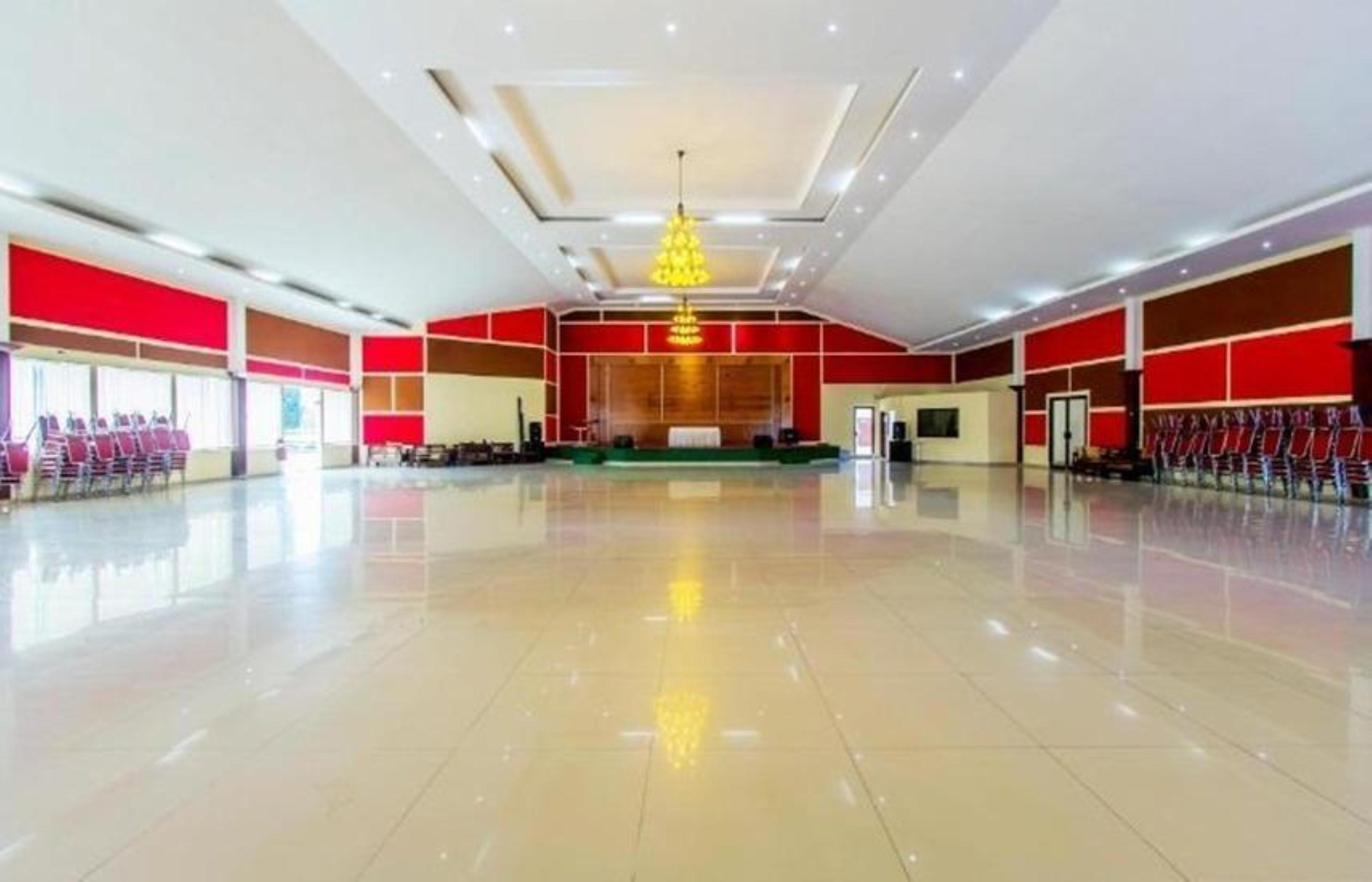 Narima Resort Hotel Lembang Luaran gambar