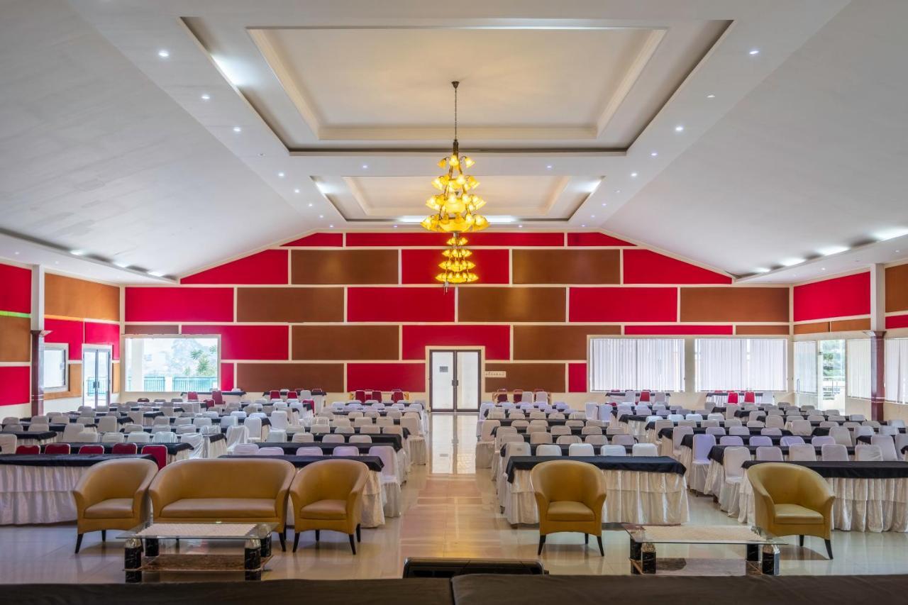 Narima Resort Hotel Lembang Luaran gambar